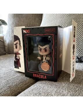 dracula thrilljoy figure